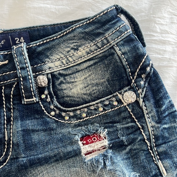 Miss Me Shorts - Picture 4 of 8